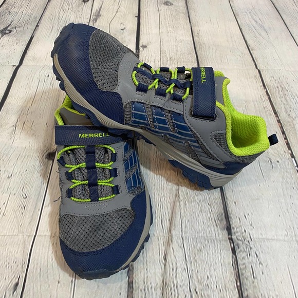 Merrell Other - Merrell Unisex Child Hiking Shoes Moab Voyager Low Size 4M